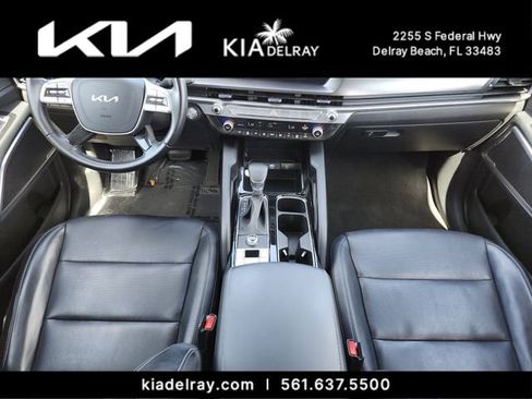 Used 2024 Kia Telluride LX FWD image 12