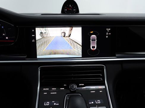 Certified 2023 Porsche Panamera image 26