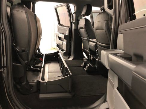 Used 2023 Ford F250 XLT w/ Black Appearance Package image 33