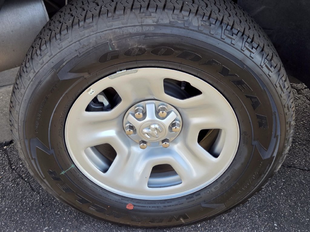 Used 2025 RAM 1500 Tradesman AWD/4WD image 10