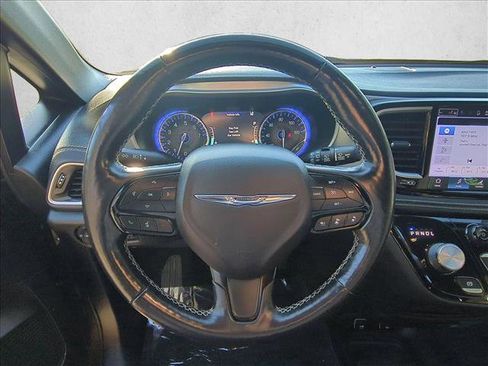 Used 2021 Chrysler Pacifica Touring w/ S Appearance Package FWD image 28