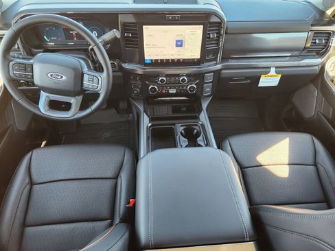 New 2026 Ford F250 Lariat w/ Chrome Package image 24