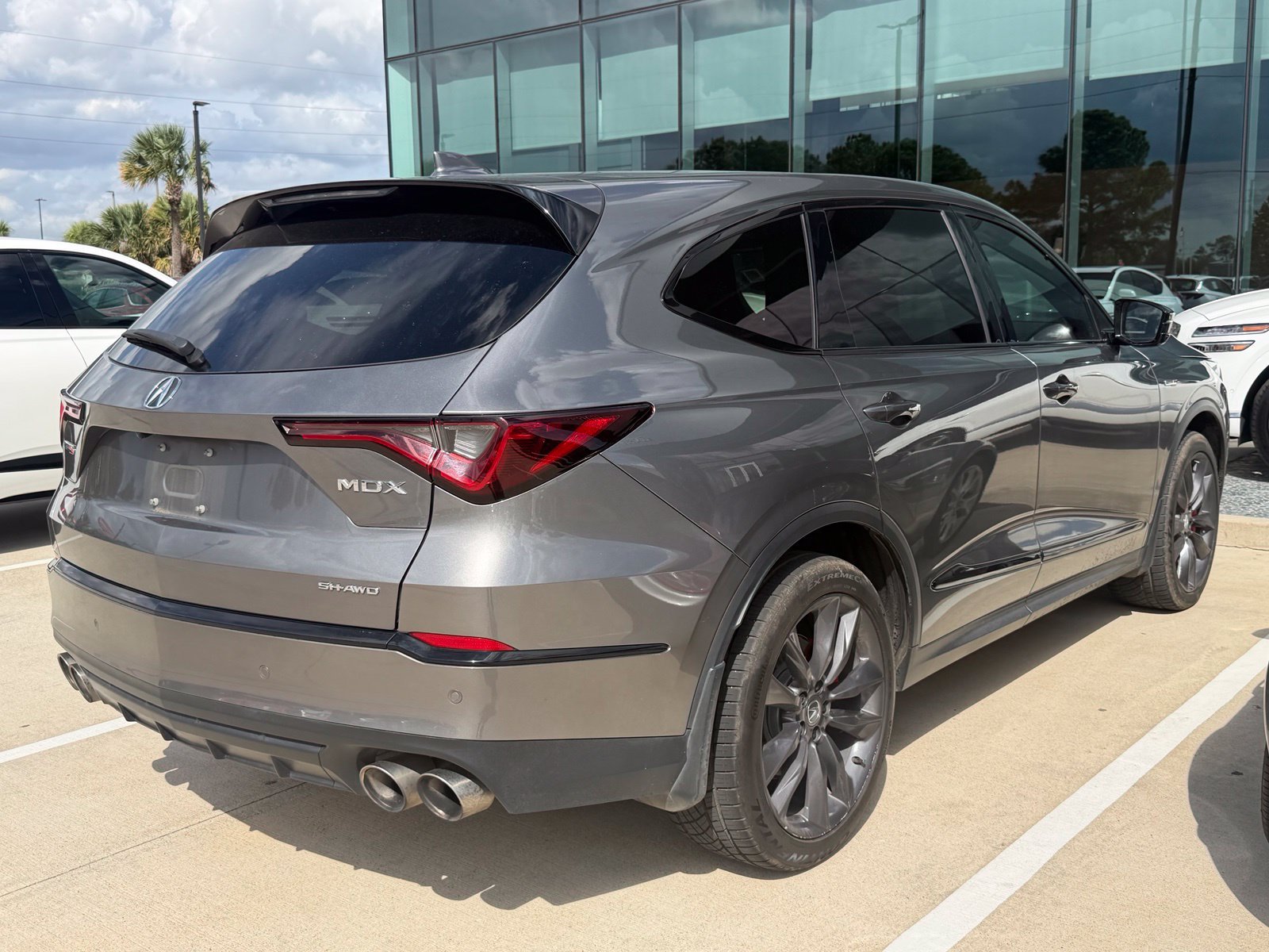 Used 2022 Acura MDX Type S AWD/4WD image 3