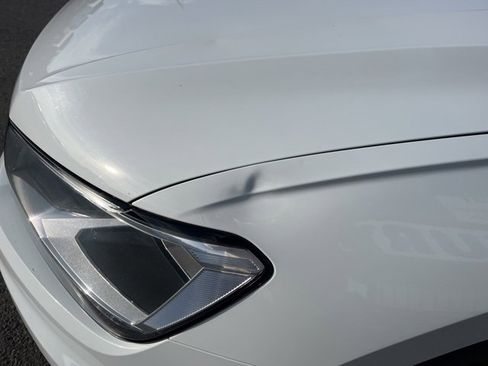 Used 2021 Volkswagen Tiguan SE image 6