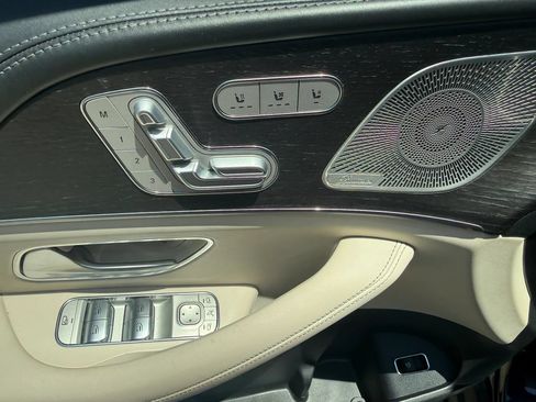 Used 2021 Mercedes-Benz GLS 63 AMG 4MATIC image 32