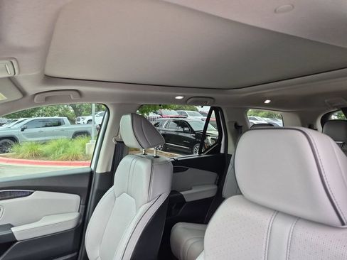 Used 2024 Honda Pilot Elite image 31