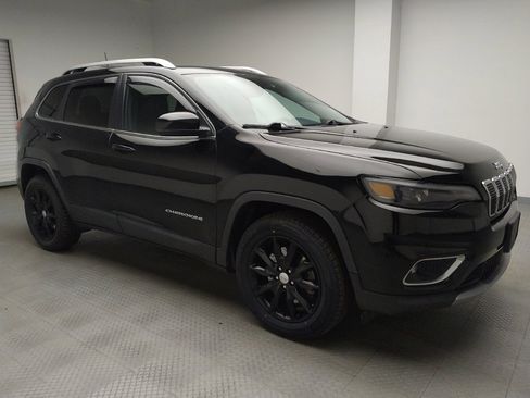 Used 2019 Jeep Cherokee Limited image 11