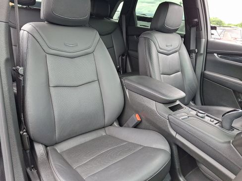 Certified 2023 Cadillac XT5 Premium Luxury AWD/4WD image 19