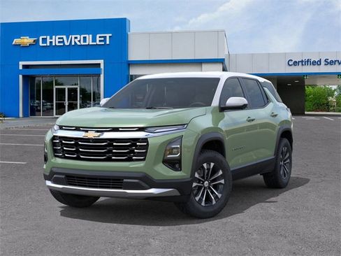 New 2026 Chevrolet Equinox LT image 6