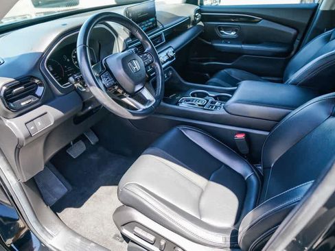 Used 2024 Honda Pilot Touring image 15