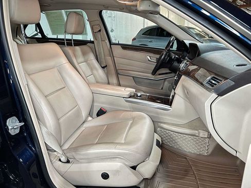 Used 2014 Mercedes-Benz E 350 4MATIC Sedan image 12