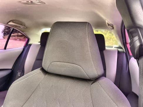 Used 2020 Toyota Corolla LE FWD image 25