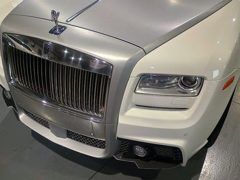 Used 2013 Rolls-Royce Ghost image 15