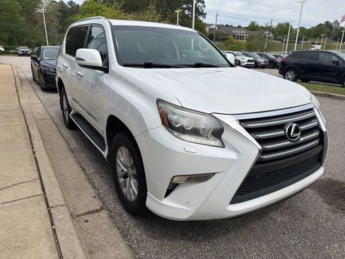 Used 2014 Lexus GX 460 w/ Premium Package image 4