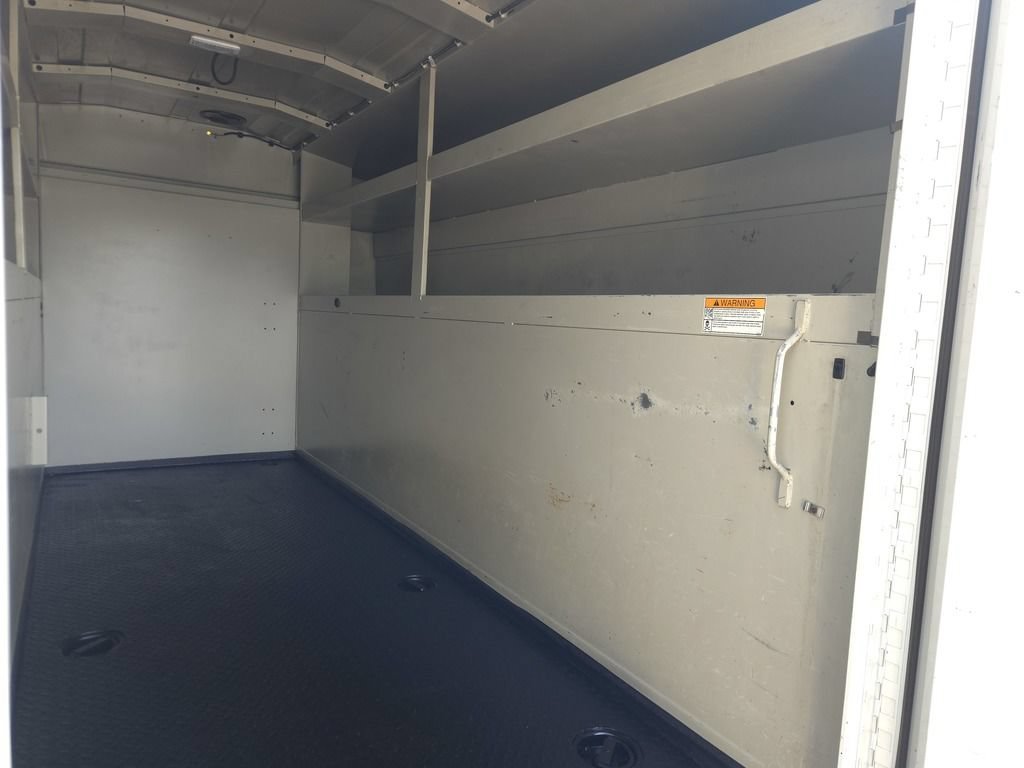 Used 2017 Chevrolet Express 3500 RWD image 12