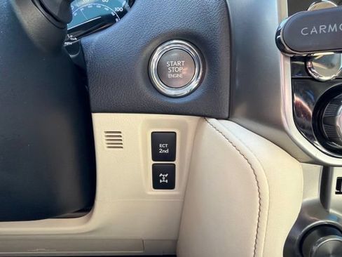 Used 2023 Lexus GX 460 Premium AWD/4WD image 17