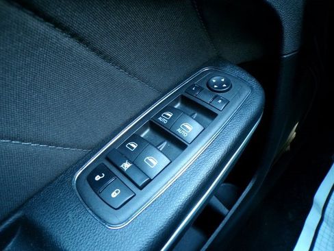 Used 2023 Dodge Charger SXT image 20