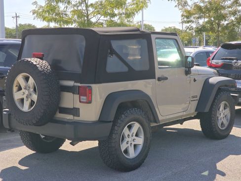 Used 2016 Jeep Wrangler Sport w/ Quick Order Package 23S AWD/4WD image 6