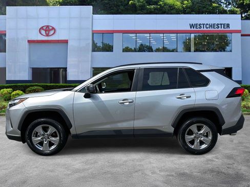 Used 2025 Toyota RAV4 LE image 7