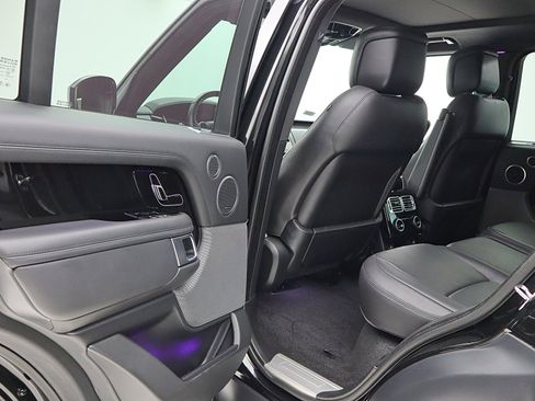 Used 2020 Land Rover Range Rover HSE image 29
