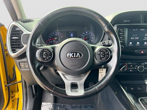 Used 2020 Kia Soul X-Line FWD image 11