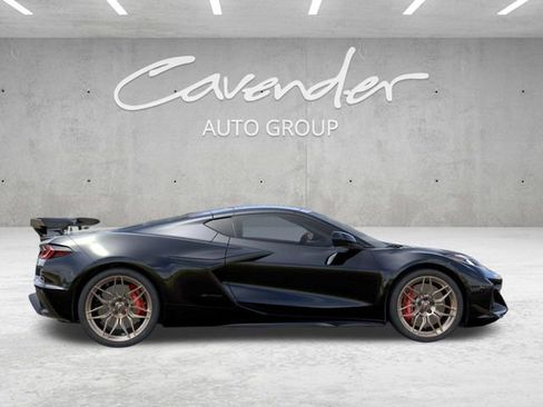 New 2026 Chevrolet Corvette Z06 w/ Z07 Performance Package RWD image 5