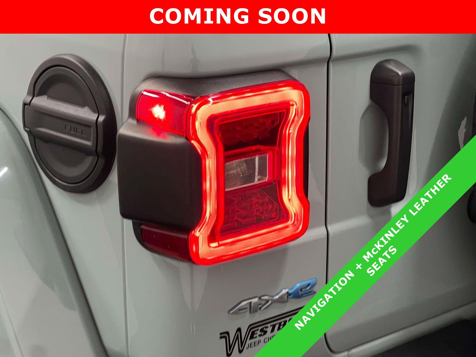 Used 2024 Jeep Wrangler Unlimited Sahara w/ Technology Group AWD/4WD image 12