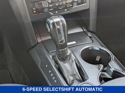 Used 2018 Ford Explorer XLT w/ Equipment Group 201A AWD/4WD image 51