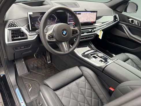 Used 2026 BMW X5 xDrive40i w/ M Sport Package image 23