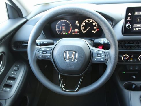 New 2026 Honda HR-V LX image 25