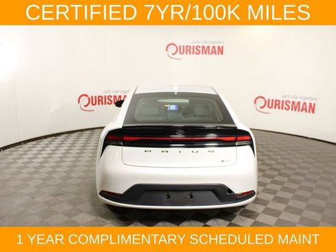 Used 2023 Toyota Prius LE FWD image 6
