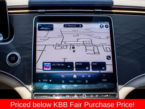 Used 2022 Mercedes-Benz EQS 450+ Sedan image 14