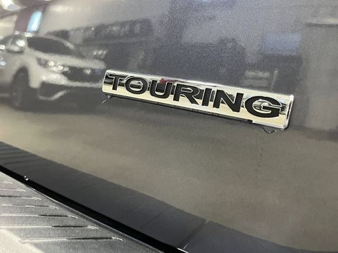 New 2026 Honda Odyssey Touring image 10