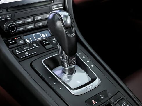 Used 2018 Porsche 911 Carrera image 27