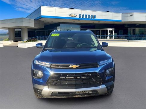 Used 2023 Chevrolet TrailBlazer LT image 2