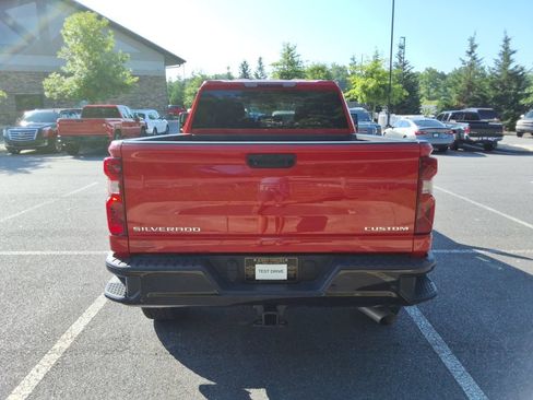 Used 2024 Chevrolet Silverado 2500 Custom w/ Custom Value Package AWD/4WD image 6