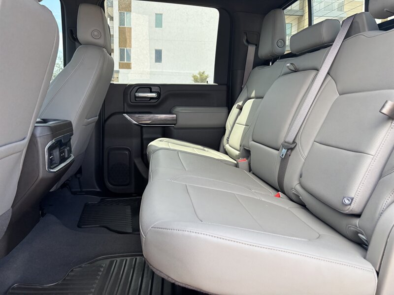 Used 2022 Chevrolet Silverado 2500 LTZ w/ LTZ Plus Package AWD/4WD image 41