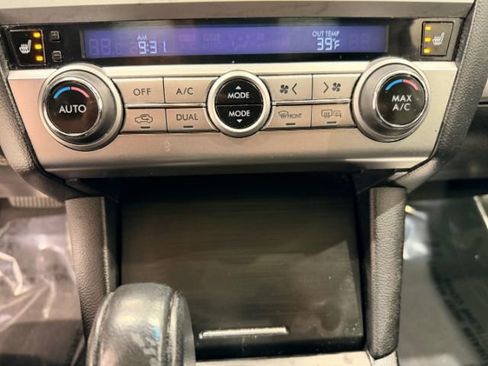 Used 2016 Subaru Outback 2.5i Premium image 43