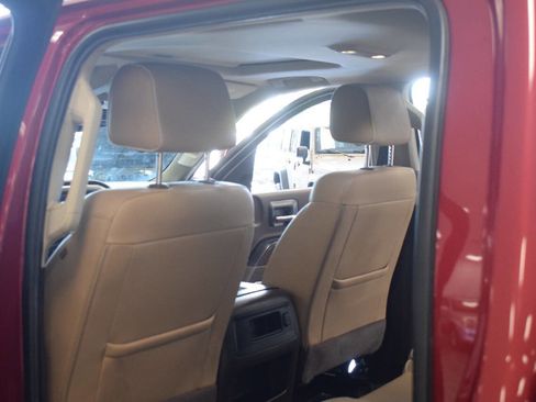 Used 2018 GMC Sierra 2500 Denali w/ Duramax Plus Package AWD/4WD image 69