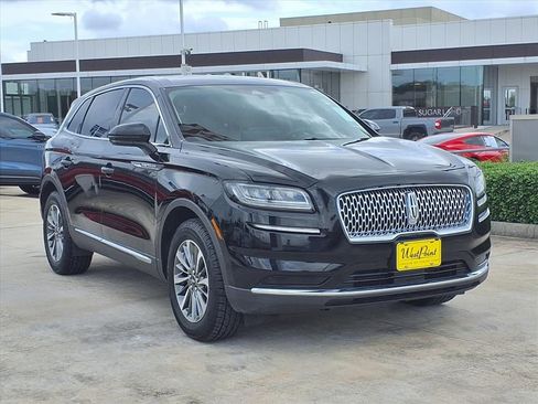 Certified 2023 Lincoln Nautilus FWD w/ Premium Package image 7