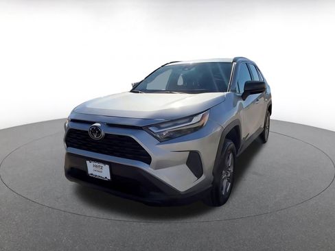 Used 2025 Toyota RAV4 LE image 7