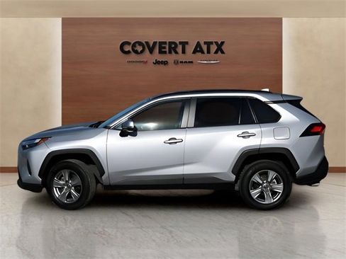 Used 2024 Toyota RAV4 XLE image 2