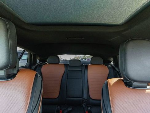 Certified 2024 Mercedes-Benz GLC 300 4MATIC image 33