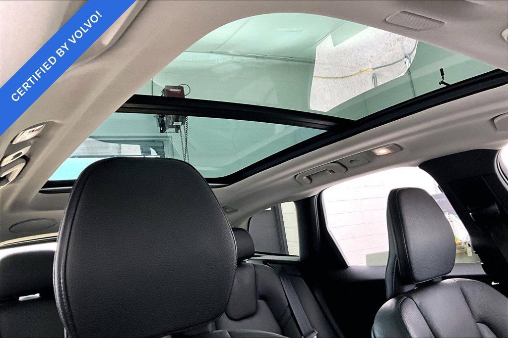 Used 2022 Volvo XC60 B5 Momentum w/ Climate Package AWD/4WD image 18