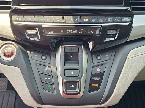 Used 2026 Honda Odyssey EX-L image 31