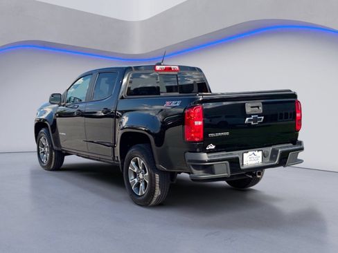 Used 2016 Chevrolet Colorado Z71 AWD/4WD image 3