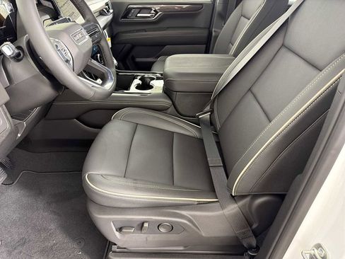 New 2026 GMC Yukon XL Elevation image 7
