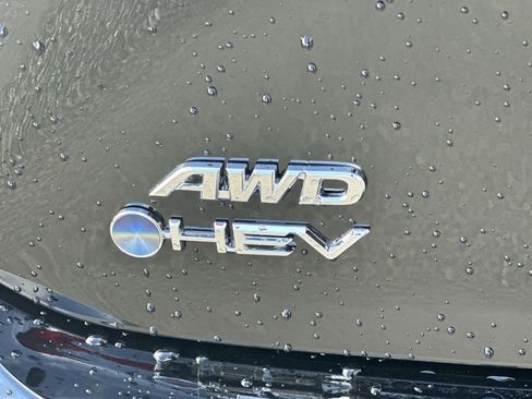 New 2026 Toyota Camry XLE AWD/4WD image 17