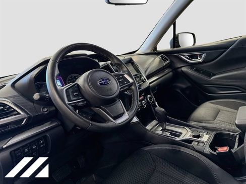 Used 2024 Subaru Forester Premium AWD/4WD image 9