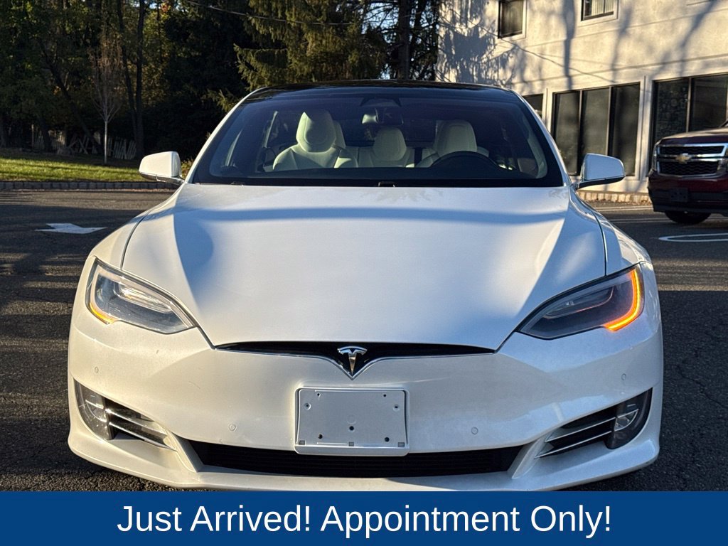 Used 2019 Tesla Model S Standard Range AWD/4WD image 2